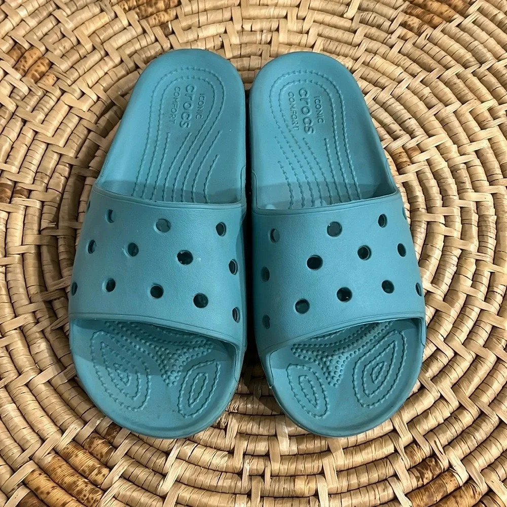 Crocs Iconic Comfort Slide Sandal